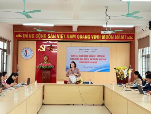 TRƯỜNG THCS QUẢNG HÀ VINH DỰ ĐÓN ĐOÀN ĐÁNH GIÁ NGOÀI CÔNG NHẬN ĐẠT KIỂM ĐỊNH CHẤT LƯỢNG GIÁO DỤC VÀ ĐẠT CHUẨN QUỐC GIA