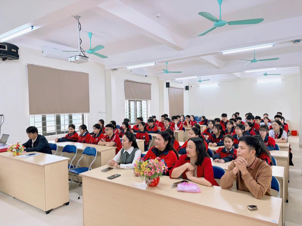 GẶP MẶT ĐỘI TUYỂN THAM DỰ KỲ THI CHỌN HỌC SINH GIỎI CẤP TỈNH THCS NĂM HỌC 2025–2026